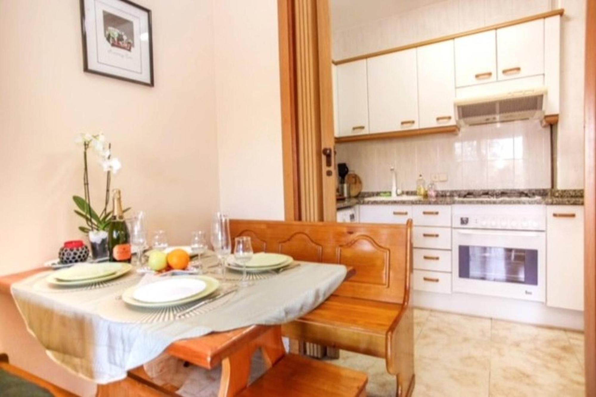 Appartement Equiped Fenals Beach